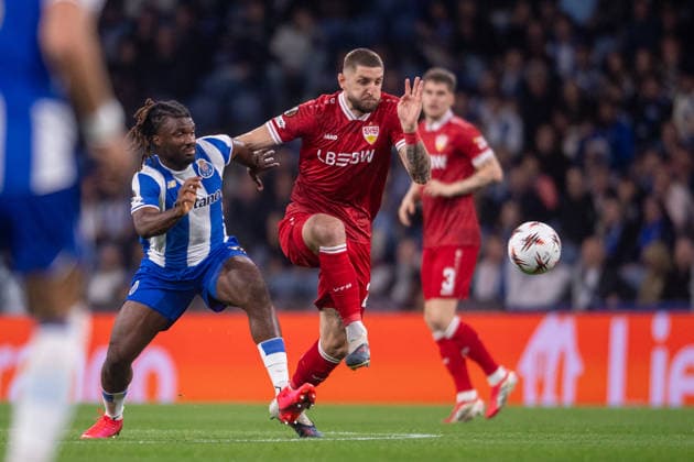 March 19, 2026, Porto, Porto, Portugal: PORTO, PORTUGAL - MARCH 18: JULIAN CHABOT of VfB Stuttgart is seen on action during the UEFA Europa League 2025 26 Round of 16 second leg between FC Porto and VfB Stuttgart at Estadio do Dragao on March 19, 2026 in Porto, Portugal FC Porto X VfB Stuttgart - UEFA Europa League  - ZUMAl192 20260319_zsp_l192_020 Copyright: xMiguelxLemosx