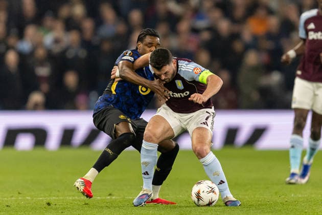 Aston Villa v Lille OSC, Europa League Aston Villa midfielder John?McGinn (7) battles for possession during the Europa League match between Aston Villa and Lille OSC at Villa Park, Birmingham, UK on 19 March 2026. Birmingham Villa Park West Midlands UK Editorial use only , Copyright: xManjitxNarotrax PSI-23923-0013