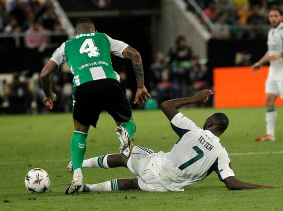 SEVILLA 19 03 202 ESTADIO DE LA CARTUJA PARTIDO DE VUELTA DE DIECISEISAVOS DE FINAL DE LA UEFA EUROPA LEAGUE REAL BETIS-PANATHINAIKOS.archsev NATAN Y TETTEH FOTO MANUEL GOMEZ Copyright: xMANUxGOMEZx