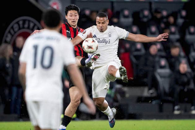 Europa League: FC Midtjylland - Nottingham Forest FC Midtjylland s Cho Gue-Sung in action with Nottingham Forest s Murillo during the match between FC Midtjylland and Nottingham Forest in the Europa League 2nd match at MCH Arena in Herning on Thursday, March 19, 2026. (Photo: Bo Amstrup Ritzau Scanpix) , Herning Denmark Mors Copyright: BoxAmrstrupx xRitzauxScanpix BoxAmstrupx spdk20260319-221904-L