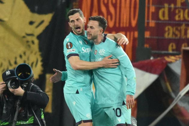 CALCIO - UEFA Europa League - AS Roma vs Bologna FC Federico Bernardeschi of Bologna FC celebrates after scoring goal in the 47th minute for 1-2 during the match of Uefa Europa League Championship between A.S.Roma and Bologna F.C at the Olimpico Stadium on Mar 19, 2026 in Rome, Italy. during AS Roma vs Bologna FC, Football Europa League match in Roma, Italy, March 19 2026 Roma Italy  Copyright: xIPAxSport ABACAx