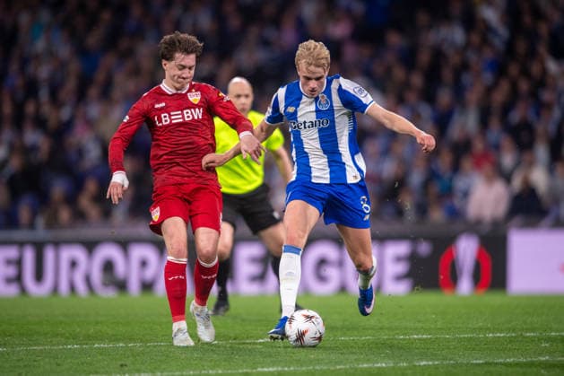 March 19, 2026, Porto, Porto, Portugal: PORTO, PORTUGAL - MARCH 18: VICTOR FROHOLDT from FC Porto is seen on action during the UEFA Europa League 2025 26 Round of 16 second leg between FC Porto and VfB Stuttgart at Estadio do Dragao on March 19, 2026 in Porto, Portugal FC Porto X VfB Stuttgart - UEFA Europa League  - ZUMAl192 20260319_zsp_l192_066 Copyright: xMiguelxLemosx