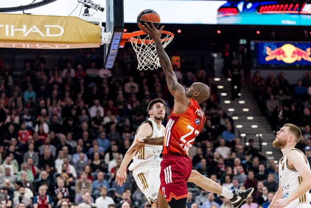 MUNICH, GERMANY - MARCH 19: Isiaha Mike (FC Bayern Muenchen, 22) shoots the ball during the Turkish Airlines EuroLeague match between FC Bayern Muenchen vs.Dubai Basketball at SAP Garden on round 32 of Turkish Airlines EuroLeague on March 19, 2026 in Munich, Germany. Bavaria Germany Copyright: xSteffiexWunderlx