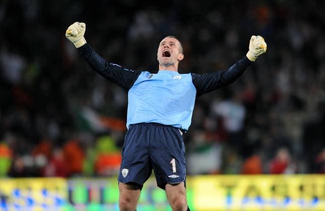 Republic Of Ireland V Italy, FIFA World Cup, WM, Weltmeisterschaft, Fussball Qualifier Shay Given of Republic of Ireland celebrates goal during the FIFA World Cup Qualifier match between Republic Of Ireland and Italy at Croke Park on October 10, 2009 in Dublin, Ireland. Dublin Croke Park Ireland Ireland Copyright: xAllstarxPicturexLibraryxLtdx