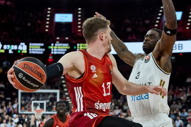 Turkish Airlines EuroLeague Basketball, FC Bayern Munich Basketball vs Dubai Basketball, München FC Bayern Basketball, Munich FC Bayern Basketball, Dubai Basketball, 2026-03-19 in München (SAP Garden) OBST Andreas (FC Bayern Munich Guard (G) Nr13-BAY13), BACON Dwayne (Dubai Basketball Forward (F) Nr3-DUB3) sportworld München SAP Garden Bayern Deutschland