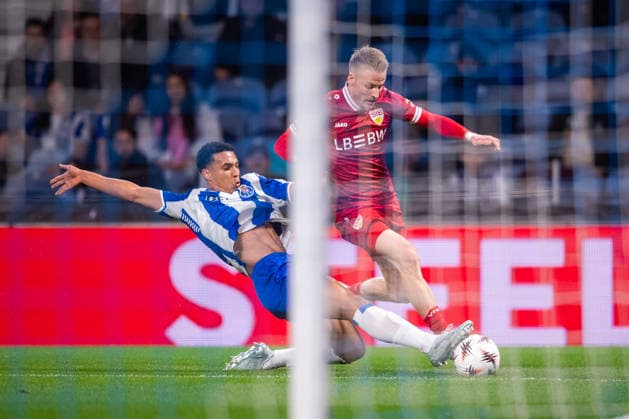 FC Porto v VfB Stuttgart - UEFA Europa League 2025 26 Round of 16 Second Leg Chris Fuhrich of VfB Stuttgart is seen in action during the UEFA Europa League 2025 26 Round of 16 second leg match between FC Porto and VfB Stuttgart at Estadio do Dragao in Porto, Portugal, on March 19, 2026. Porto Porto Portugal  Copyright: xMiguelxLemosx originalFilename:lemos-fcportox260319_np1co.jpg