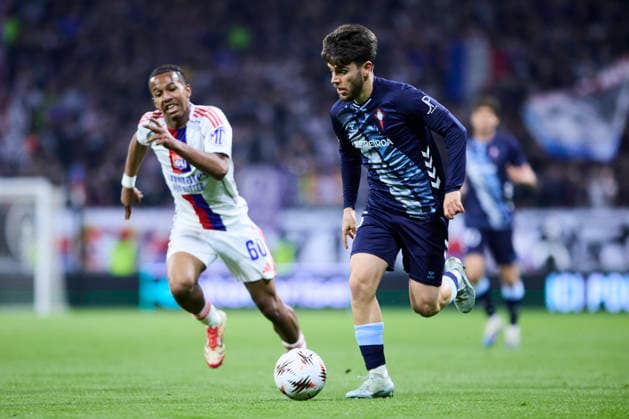Olympique Lyonnais v Real Club Celta - Europa League DECINES-CHARPIEU, FRANCE - MARCH 19: Sergio Carreira of Celta de Vigo runs with the ball during the UEFA Europa League 2025 26 Round of 16 Second Leg match between Olympique Lyonnais and Real Club Celta at OL Stadium on March 19, 2026 in Decines-Charpieu, France. DECINES-CHARPIEU OL Stadium Spain Copyright: xDiegoxSimonx