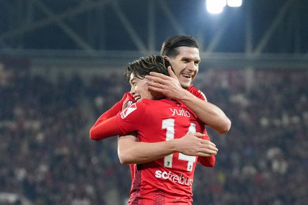 Igor Matanovic (SC Freiburg, 31), Yuito Suzuki (SC Freiburg, 14) Torjubel, Emotionen, Torschuss, Abschluss, Torerfolg, Tor, Treffer , Deutschland, Fussball, UEFA Europa League, Achtelfinale, Rückspiel, 2025 2026, SC Freiburg vs. KRC Genk, 19.03.2026, Europa-Park Stadion, Freiburg, Deutschland Freiburg Europa-Park Stadion Baden-Württemberg Deutschland Copyright: xArnexAmbergx
