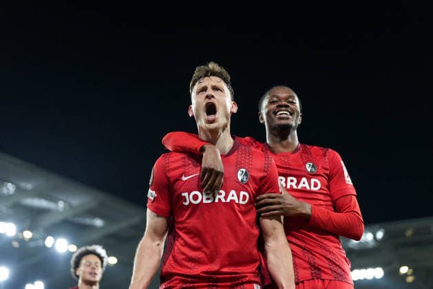 Maximilian Eggestein (SC Freiburg, 08), Jordy Makengo (SC Freiburg, 33) Torjubel, Emotionen, Torschuss, Abschluss, Torerfolg, Tor, Treffer , Deutschland, Fussball, UEFA Europa League, Achtelfinale, Rückspiel, 2025 2026, SC Freiburg vs. KRC Genk, 19.03.2026, Europa-Park Stadion, Freiburg, Deutschland Freiburg Europa-Park Stadion Baden-Württemberg Deutschland Copyright: xArnexAmbergx