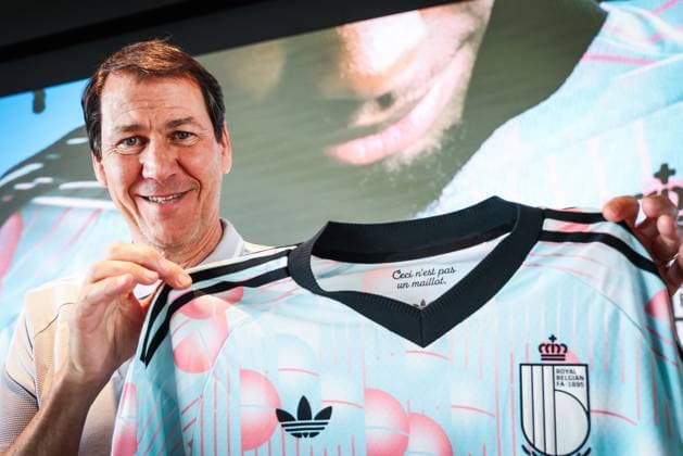 Belgium s head coach Rudi Garcia poses for the photographer with the new national shirt after a press conference, PK, Pressekonferenz of the Red Devils, the Belgian national soccer team, in Tubize on Friday 20 March 2026. The team is preparing for its friendly games against the United States and Mexico. These games are preparation games of the 2026 World Cup. BRUNOxFAHY  x168325367x