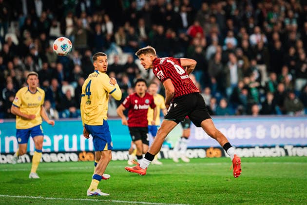 2. Bundesliga: Hannover 96 vs. Eintracht Braunschweig, 20.03.2026 TOR, JUBEL durch Maik Nawrocki (Hannover 96, 6) zum 1:0; Fußball, 2. Bundesliga, 27. Spieltag: Hannover 96 vs. Eintracht Braunschweig am 20.03.2026 in der Heinz von Heiden Arena, Hannover DFL REGULATIONS PROHIBIT ANY USE OF PHOTOGRAPHS AS IMAGE SEQUENCES AND OR QUASI-VIDEO.