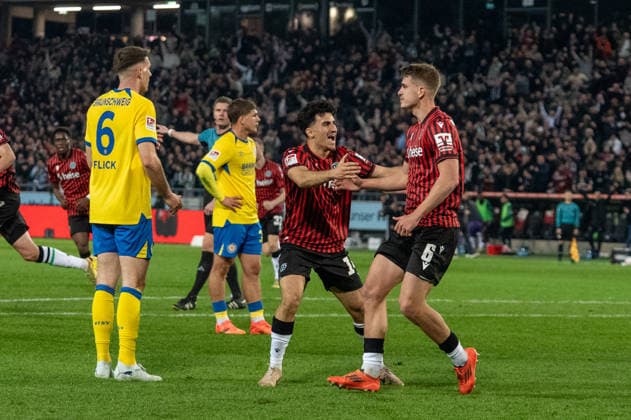 Deutschland: Fussball 2. Bundesliga, 27. Spieltag 2025 2026, Hannover 96 - Eintracht Braunschweig am 20.03. in Hannover (Heinz von Heiden Arena): Tor zum 1:0 Maik Nawrocki (Hannover 96 6) Jubel Freude Emotionen Torjubel