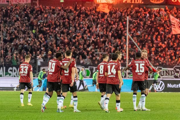 Deutschland: Fussball 2. Bundesliga, 27. Spieltag 2025 2026, Hannover 96 - Eintracht Braunschweig am 20.03. in Hannover (Heinz von Heiden Arena): Tor zum 1:0 Maik Nawrocki (Hannover 96 6) Jubel Freude Emotionen Torjubel