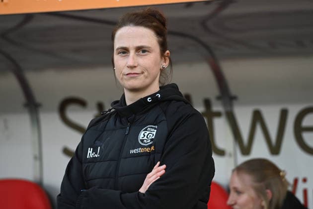 Trainerin Heleen JAQUES (SGS Essen) SGS Essen - FC Bayern Muenchen Fussball Google Pixel Bundesliga der Frauen Saison 2025 2026, 21.Spieltag, Spieltag21 am 20.03.2026 im Stadion an der Hafenstrasse Essen, Â
