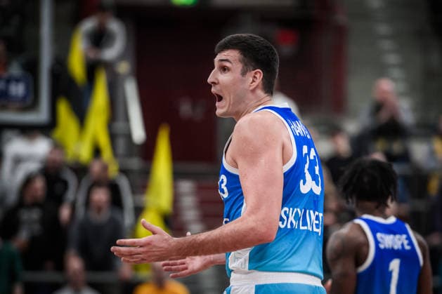 Ryan Hawkins (Frankfurt Skyliners, 33) - sichtlich unzufrieden mit Entscheidung des Referee GER, MHP Riesen Ludwigsburg vs. Skyliners Frankfurt, Basketball Bundesliga, easycredit BBL, 25. Spieltag, Spielzeit 2025 2026, 20.03.2026 GER, MHP Riesen Ludwigsburg vs. Skyliners Frankfurt, Basketball Bundesliga, easycredit BBL, 25. Spieltag, Spielzeit 2025 2026, 20.03.2026 Ludwigsburg Copyright: xSandyxDinkelackerx EP_SDR