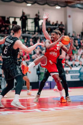 BB-2BL SBB Baskets - Tigers Tuebingen Michael Hughes II (SBB Baskets) waehrend der Saison 2025-2026 in der 2. Barmer Basketball Bundesliga Pro A am 28. Spieltag zwischen SBB Baskets und Tigers Tuebingen in der Wolfgang-Lakenmacher-Halle am 20. March 2026 in Magdeburg, Sachsen Anhalt, Deutschland
