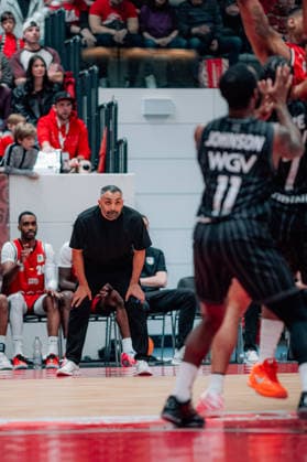 BB-2BL SBB Baskets - Tigers Tuebingen Trainer Achmadschah Zazai (SBB Baskets) waehrend der Saison 2025-2026 in der 2. Barmer Basketball Bundesliga Pro A am 28. Spieltag zwischen SBB Baskets und Tigers Tuebingen in der Wolfgang-Lakenmacher-Halle am 20. March 2026 in Magdeburg, Sachsen Anhalt, Deutschland