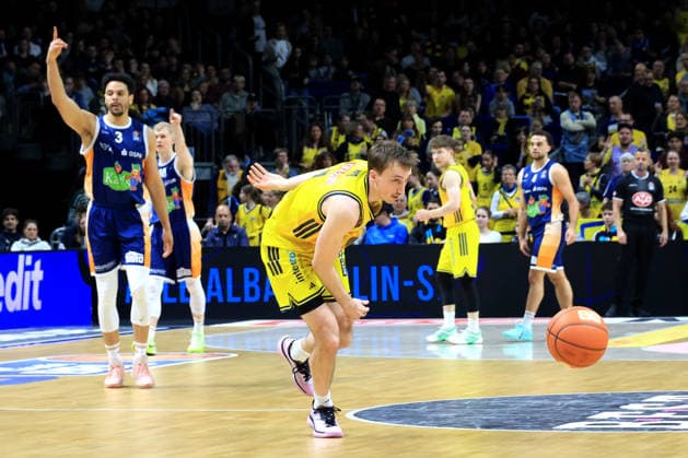 DEU, easyCredit BBL, ALBA vs. Rostock Seawolves, 20.03.2026, Uber-Arena, Berlin, DEU, easyCredit BBL, ALBA vs. Rostock Seawolves, im Bild Moses Wood (ALBA Berlin 11)
