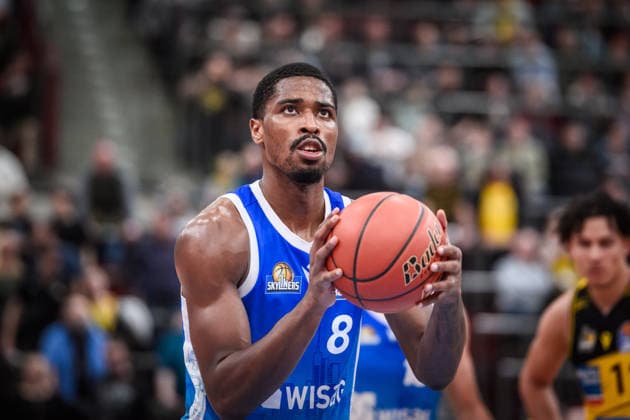 William Christmas (Frankfurt Skyliners, 08) - Freiwurf GER, MHP Riesen Ludwigsburg vs. Skyliners Frankfurt, Basketball Bundesliga, easycredit BBL, 25. Spieltag, Spielzeit 2025 2026, 20.03.2026 GER, MHP Riesen Ludwigsburg vs. Skyliners Frankfurt, Basketball Bundesliga, easycredit BBL, 25. Spieltag, Spielzeit 2025 2026, 20.03.2026 Ludwigsburg Copyright: xSandyxDinkelackerx EP_SDR