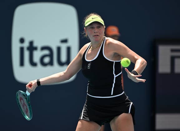 MIAMI GARDENS FL - MARCH 20: Amanda Anisimova vs Ajla Tomljanovic during The 2026 Miami Open held at Hard Rock Stadium on March 20, 2026 in Miami Gardens, Florida. Copyright: xmpi04 MediaPunchx