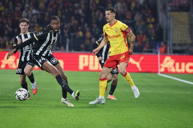 FOOTBALL : RC Lens vs Angers SCO - Ligue 1 J21 - 20 03 2026 Florian SOTOCA (RC Lens) lors du match RC Lens vs Angers SCO, Ligue 1 J27, stade Bollaert-Delelis, le 20 mars 2026 - photo Laurent Sanson PsnewZ  Copyright: xLaurentxSANSONx xPsnewZx