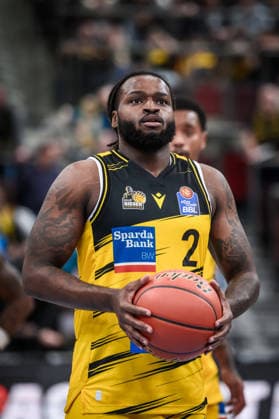 Traveon Buchanan (MHP RIESEN Ludwigsburg, 02) - Freiwurf GER, MHP Riesen Ludwigsburg vs. Skyliners Frankfurt, Basketball Bundesliga, easycredit BBL, 25. Spieltag, Spielzeit 2025 2026, 20.03.2026 GER, MHP Riesen Ludwigsburg vs. Skyliners Frankfurt, Basketball Bundesliga, easycredit BBL, 25. Spieltag, Spielzeit 2025 2026, 20.03.2026 Ludwigsburg Copyright: xSandyxDinkelackerx EP_SDR