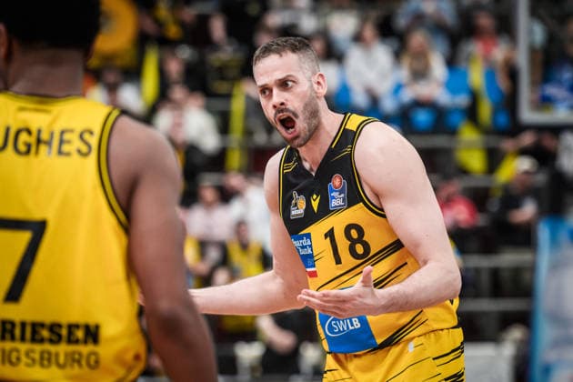 Jonas Wohlfarth-Bottermann (MHP RIESEN Ludwigsburg, 18) - Schrei, Jubelschrei, Motivationsschrei GER, MHP Riesen Ludwigsburg vs. Skyliners Frankfurt, Basketball Bundesliga, easycredit BBL, 25. Spieltag, Spielzeit 2025 2026, 20.03.2026 GER, MHP Riesen Ludwigsburg vs. Skyliners Frankfurt, Basketball Bundesliga, easycredit BBL, 25. Spieltag, Spielzeit 2025 2026, 20.03.2026 Ludwigsburg Copyright: xSandyxDinkelackerx EP_SDR