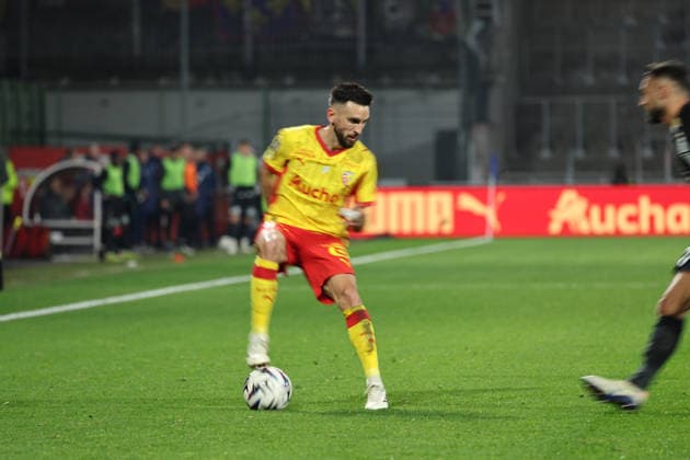 FOOTBALL : RC Lens vs Angers SCO - Ligue 1 J21 - 20 03 2026 Adrien THOMASSON (RC Lens) lors du match RC Lens vs Angers SCO, Ligue 1 J27, stade Bollaert-Delelis, le 20 mars 2026 - photo Laurent Sanson PsnewZ  Copyright: xLaurentxSANSONx xPsnewZx