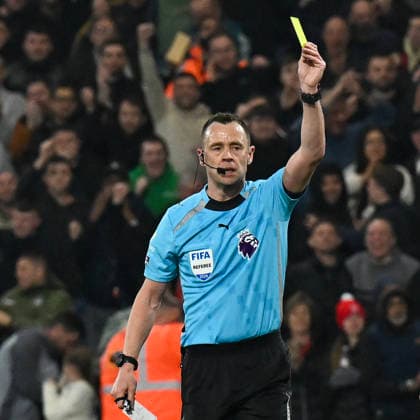 Bournemouth v Manchester United, ManU Premier League Referee Stuart Attwell during the Premier League match at the Vitality Stadium, Bournemouth 20 03 2026 UK Newspapers OUT Copyright: xJeremyxLandeyx FIL-23166-0074