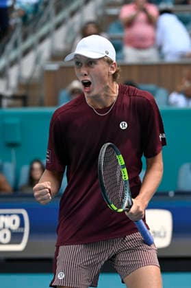 March 20, 2026, Miami Gardens, Florida, USA: MIAMI GARDENS, FL - MARCH 20: Ethan Quinn (USA) wins his 2nd round menâ€⠢s singles match against Kasper Ruud (NOR) at the Miami Open on March 20, 2026, at Hard Rock Stadium in Miami Gardens, Florida. 2026 Miami Open, Miami Gardens, USA - 30 Mar 2026 - ZUMAsd3_ 20260320_znp_sd3_008 Copyright: xMichelexEvexSandbergx