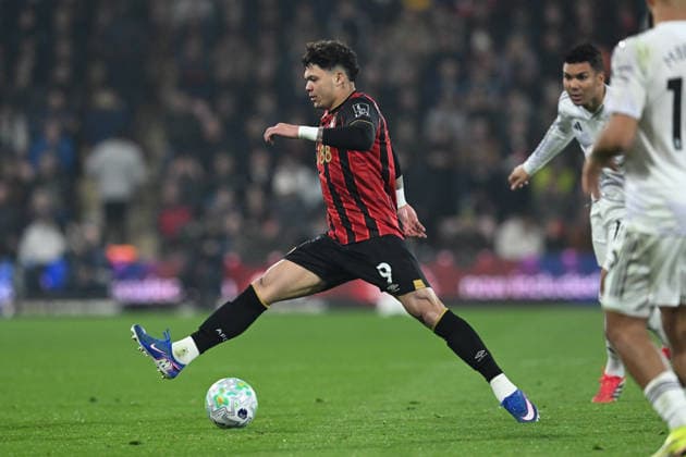 Bournemouth v Manchester United, ManU Premier League Evanilson (9) of AFC Bournemouth on the attack during the Premier League match between Bournemouth and Manchester United at the Vitality Stadium, Bournemouth, UK on 20 March 2026. Bournemouth Vitality Stadium Dorset UK Editorial use only DataCo restrictions apply See www.football-dataco.com , Copyright: xGrahamxHuntx PSI-23946-0196