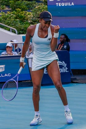 MIAMI GARDENS, FL - MARCH 20: Coco Gauff (USA) in action during a women™s singles match against Eliisabetta Cocciaretto (ITA) at the Miami Open on March 20, 2026, at Hard Rock Stadium in Miami Gardens, Florida,(Photo by Chris Arjoon Icon Sportswire) TENNIS: MAR 20 Miami Open EDITORIAL USE ONLY Icon2603200010127