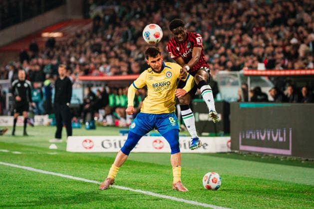 2. Bundesliga: Hannover 96 vs. Eintracht Braunschweig, 20.03.2026 Mehmet Can Aydin (Eintracht Braunschweig, 8) im Kopfballduell gegen Noel Aseko Nkili (Hannover 96, 15); Fußball, 2. Bundesliga, 27. Spieltag: Hannover 96 vs. Eintracht Braunschweig am 20.03.2026 in der Heinz von Heiden Arena, Hannover DFL REGULATIONS PROHIBIT ANY USE OF PHOTOGRAPHS AS IMAGE SEQUENCES AND OR QUASI-VIDEO.