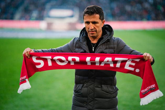 2. Bundesliga: Hannover 96 vs. Eintracht Braunschweig, 20.03.2026 Together! - Schal mit der Aufschrift STOP HATE. - BE A TEAM!.; Fußball, 2. Bundesliga, 27. Spieltag: Hannover 96 vs. Eintracht Braunschweig am 20.03.2026 in der Heinz von Heiden Arena, Hannover DFL REGULATIONS PROHIBIT ANY USE OF PHOTOGRAPHS AS IMAGE SEQUENCES AND OR QUASI-VIDEO.