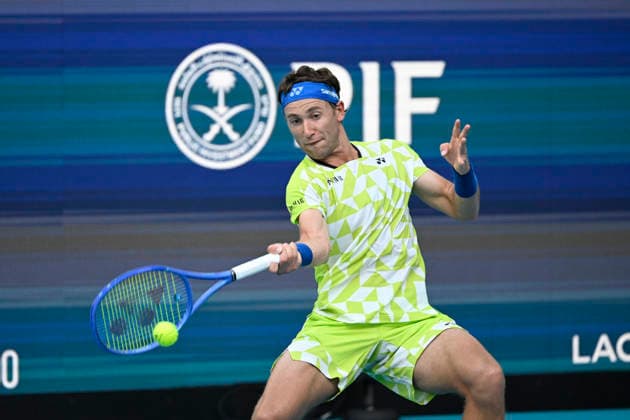 March 20, 2026, Miami Gardens, Florida, USA: Casper Ruud (NOR) plays in the 2nd round men s singles match, at the Miami Open on March 20, 2026, at Hard Rock Stadium in Miami Gardens, Florida. 2026 Miami Open, Miami Gardens, USA - 30 Mar 2026 - ZUMAsd3_ 20260320_znp_sd3_101 Copyright: xMichelexEvexSandbergx