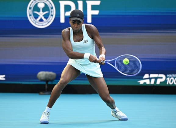 MIAMI GARDENS FL - MARCH 20: Coco Gauff vs Elisabetta Cocciaretto during The 2026 Miami Open held at Hard Rock Stadium on March 20, 2026 in Miami Gardens, Florida. Copyright: xmpi04x