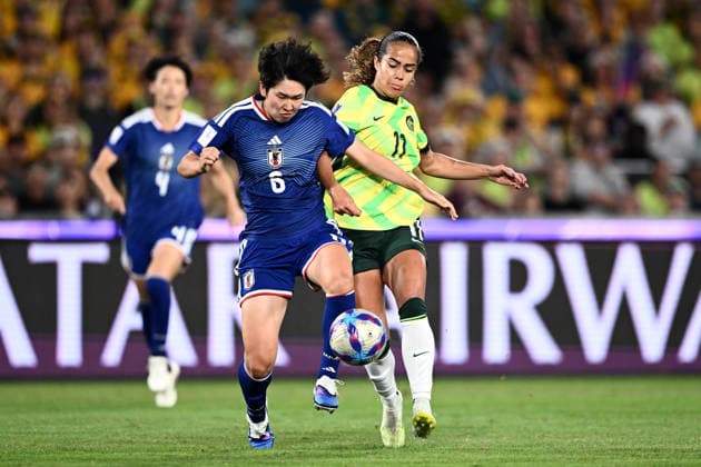 SOCCER ASIAN CUP WOMEN FINAL, Mary Fowler of the Matildas competes for possession with Toko Koga of Japan during the AFC Women™s Asian Cup Final match between Japan and Australia at Stadium Australia in Sydney, Saturday, March 21, 2026. ( NO ARCHIVING, EDITORIAL USE ONLY SYDNEY NEW SOUTH WALES AUSTRALIA  Copyright: xDANxHIMBRECHTSx 20260321194996110225