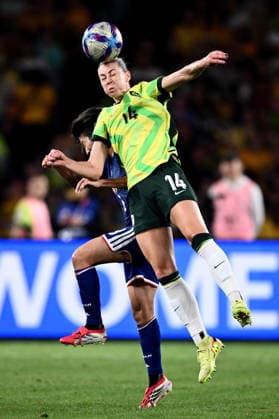 SOCCER ASIAN CUP WOMEN FINAL, Alanna Kennedy of the Matildas competes to head the ball with Riko Ueki of Japan during the AFC Women™s Asian Cup Final match between Japan and Australia at Stadium Australia in Sydney, Saturday, March 21, 2026. ( NO ARCHIVING, EDITORIAL USE ONLY SYDNEY NEW SOUTH WALES AUSTRALIA  Copyright: xDANxHIMBRECHTSx 20260321166762671368
