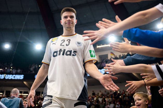 Dortmund: Handball Länderspiel - Deutschland - Ägypten Renars Uscins (Deutschland) Dortmund Westfalenhalle Nordrhein-Westfalen Deutschland *** Dortmund Handball International Germany Egypt Renars Uscins Germany Dortmund Westfalenhalle North Rhine-Westphalia Germany
