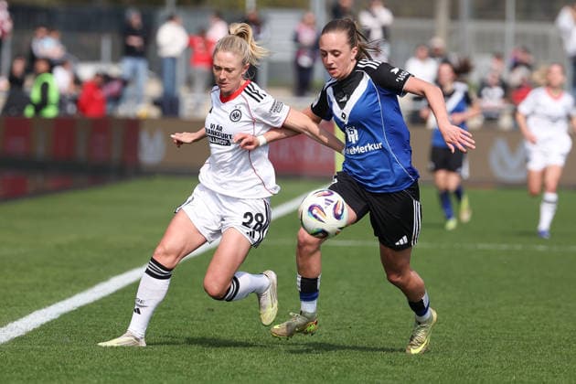 FRANKFURT AM MAIN, DEUTSCHLAND 21. MÄRZ 2026: Eintracht Frankfurt Frauen gegen HSV Frauen, 1. Frauen-Bundesliga, Stadion am Brentanobad. v.l., Rebecka Blomqvist (Eintracht Frankfurt), Victoria Schulz (Hamburger SV), zweikampf, action, aktion, battles for the Ball Copyright: JoaquimxFerreira