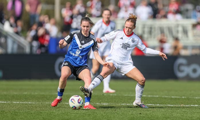 GER, Frankfurt, Eintracht Frankfurt vs Hamburger SV, Google Pixel Bundesliga, Fussball, DFB, Spielzeit 2025 2026, Stadion am Brentanobad, 21. Spieltag im Bild v.l.: Maria Mikolajova (Hamburger SV Frauen 27), Lisanne Gräwe (Eintracht Frankfurt Frauen 8) DFB DFL REGULATIONS PROHIBIT ANY USE OF PHOTOGRAPHS AS IMAGE SEQUENCES AND OR QUASI-VIDEO, 21.03.2026 Copyright: HMBxMedia HendrikxHamelau