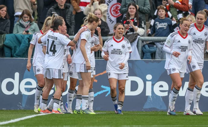 GER, Frankfurt, Eintracht Frankfurt vs Hamburger SV, Google Pixel Bundesliga, Fussball, DFB, Spielzeit 2025 2026, Stadion am Brentanobad, 21. Spieltag im Bild: Laura Freigang (Eintracht Frankfurt Frauen 10) erzielt das 2:0, Tor, Jubel und Freude, Emotionen DFB DFL REGULATIONS PROHIBIT ANY USE OF PHOTOGRAPHS AS IMAGE SEQUENCES AND OR QUASI-VIDEO, 21.03.2026 Copyright: HMBxMedia HendrikxHamelau