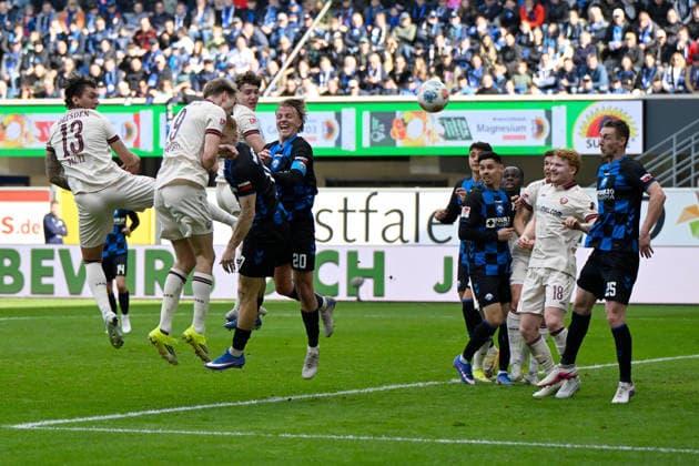 Paderborn, Home Deluxe Arena, 21.03.26, GER, Herren, 2.Bundesliga, Saison 2025-2026, SC Paderborn 07 - Dynamo Dresden Bild: Vincent VERMEIJ (Dresden) macht das Tor zum 0:1 DFL regulations prohibit any use of photographs as image sequences and or quasi-video. NRW Deutschland