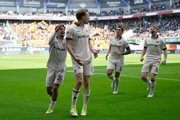 Paderborn, Home Deluxe Arena, 21.03.26, GER, Herren, 2.Bundesliga, Saison 2025-2026, SC Paderborn 07 - Dynamo Dresden Bild: Vincent VERMEIJ (Dresden) jubelt nach seinem Tor zum 0:1 DFL regulations prohibit any use of photographs as image sequences and or quasi-video. NRW Deutschland