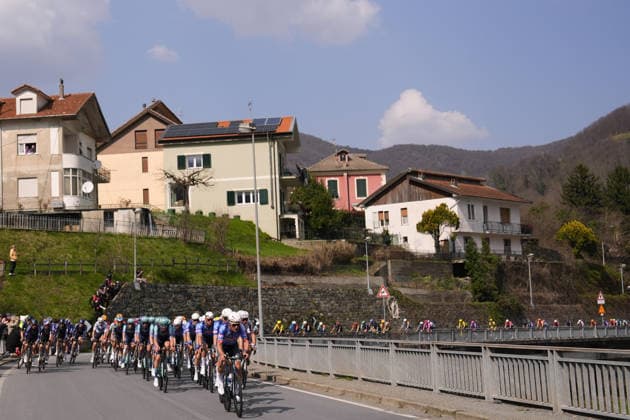 The race during the men s elite race of the Milano-Sanremo one day cycling race (298 km) from Pavia to Sanremo - North West Italy - March 20, 2026. - cycling .  Copyright: xFabioxFerrari LaPressex