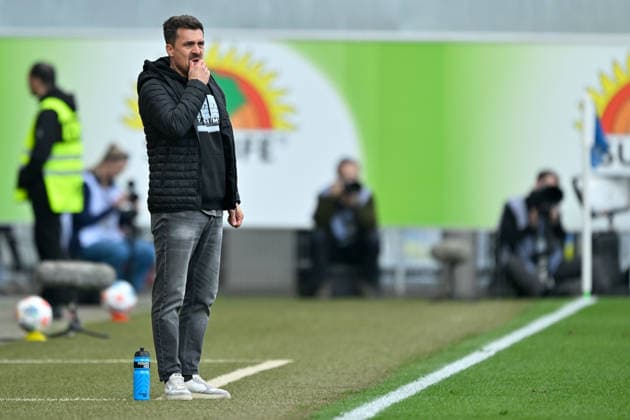 Paderborn, Home Deluxe Arena, 21.03.26, GER, Herren, 2.Bundesliga, Saison 2025-2026, SC Paderborn 07 - Dynamo Dresden Bild: Trainer Thomas STAMM (Dresden) DFL regulations prohibit any use of photographs as image sequences and or quasi-video. NRW Deutschland