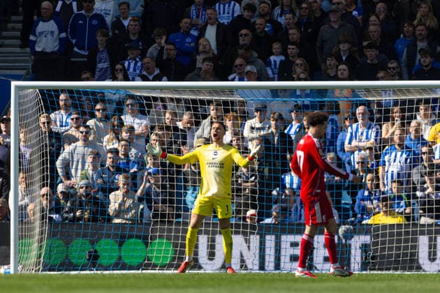 Football - FA Premier League - Brighton & Hove Albion FC v Liverpool FC BRIGHTON & HOVE, ENGLAND - Saturday, March 21, 2026: Brighton & Hove Albion s goalkeeper Bart Verbruggen reacts during the FA Premier League match between Brighton & Hove Albion FC and Liverpool FC at the AMEX Community Stadium. (Photo by David Rawcliffe Propaganda) BRIGHTON & HOVE AMEX Community Stadium SUSSEX ENGLAND  Copyright: xDavidxRawcliffex P2026-03-21-Brighton_Liverpool-67