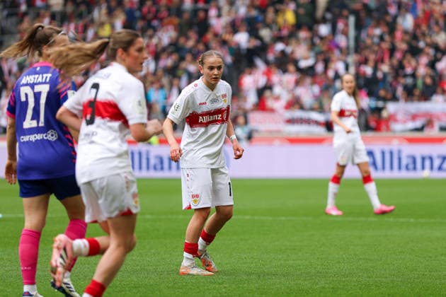 Deutschland: VfB Stuttgart Frauen vs 1. FSV Mainz 05 Frauen, 20. Spieltag, 2. Frauen-Bundesliga, MHP-Arena (Stuttgart): Muriel Dürr Muriel Duerr, (VfB Stuttgart Frauen, 17) Stuttgart MHP-Arena Baden-Württemberg Deutschland Copyright: xBenedictxChristx