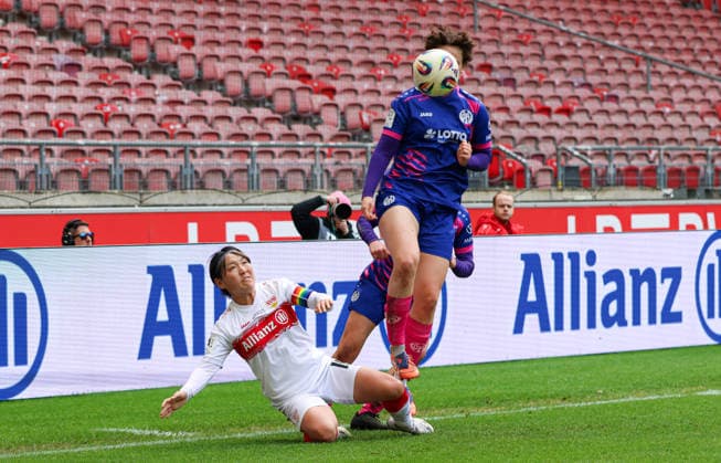 Deutschland: VfB Stuttgart Frauen vs 1. FSV Mainz 05 Frauen, 20. Spieltag, 2. Frauen-Bundesliga, MHP-Arena (Stuttgart): Yuka Hirano, (VfB Stuttgart Frauen, 19) Stuttgart MHP-Arena Baden-Württemberg Deutschland Copyright: xBenedictxChristx
