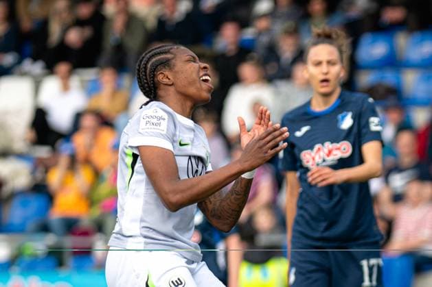 17; VFL Wolfsburg zeigt Emotion und Konzentration im Spiel GPFBL: TSG Hoffenheim - VfL Wolfsburg Copyright: xSpeedshotx